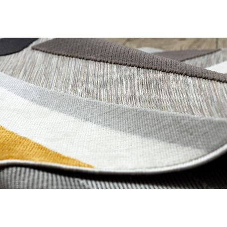 dbbd1fc433bae70c0b07f6f371ee637e